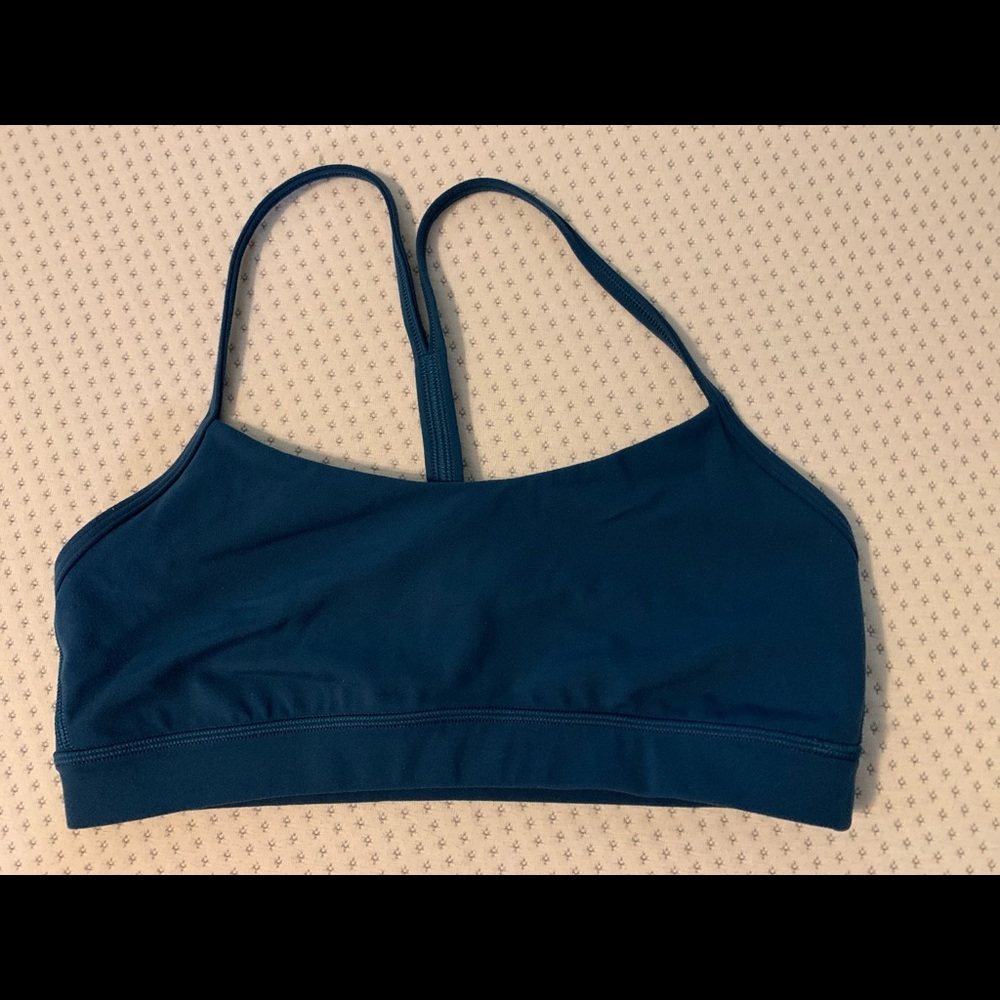 Lululemon Flow Y Nulu Bra